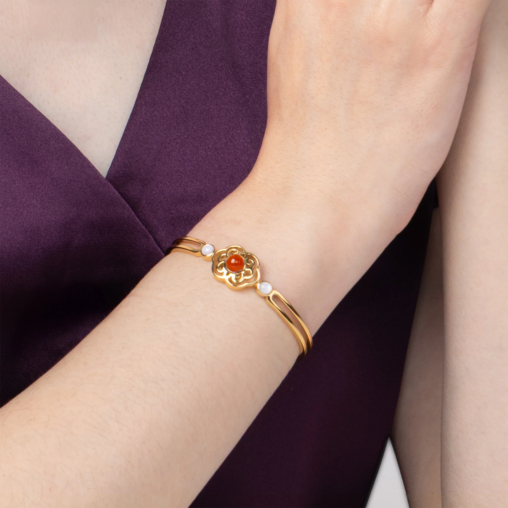 Blissful Ruyi Bangle Carnelian - Image 2