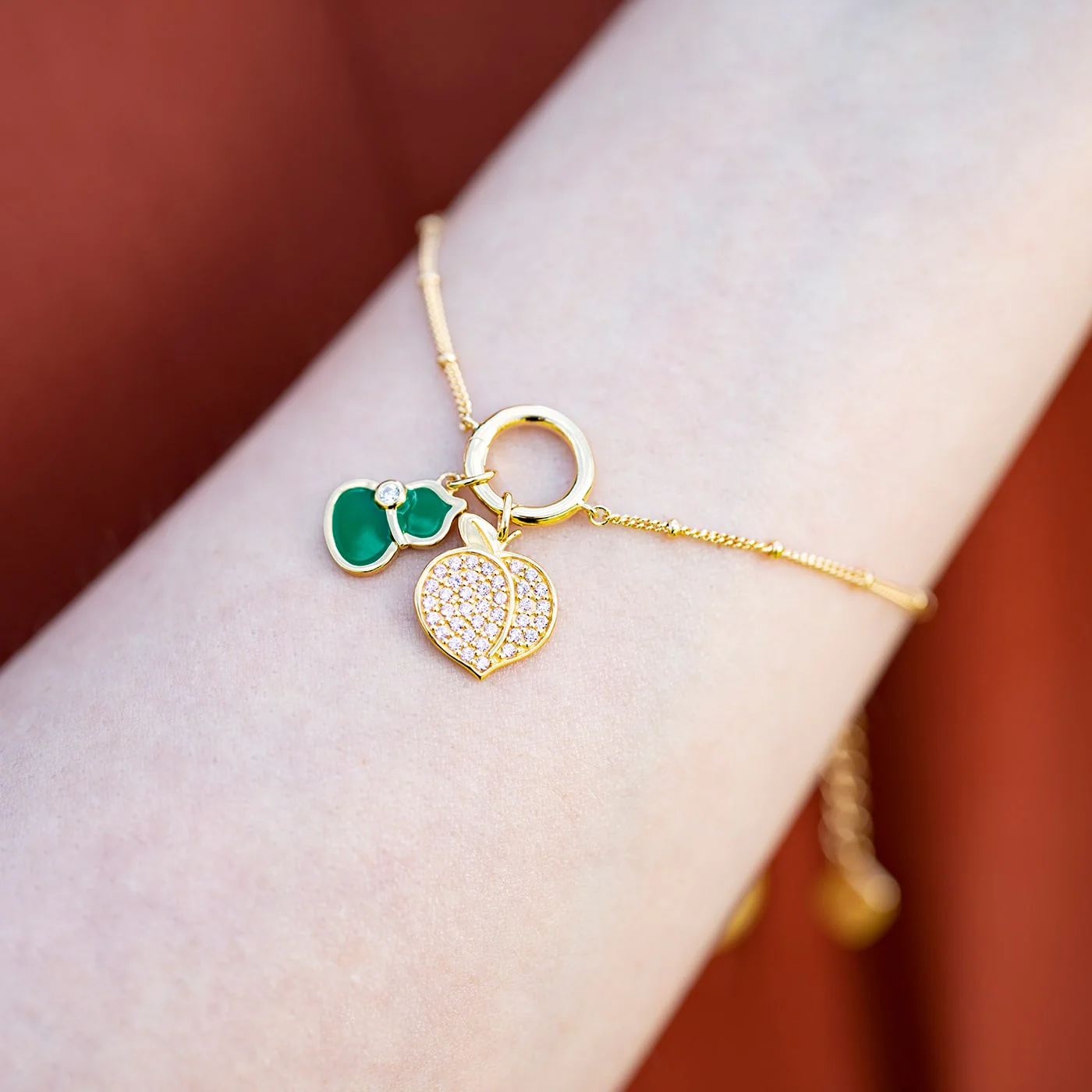 Magical Hulu Charm - Gold - Image 3