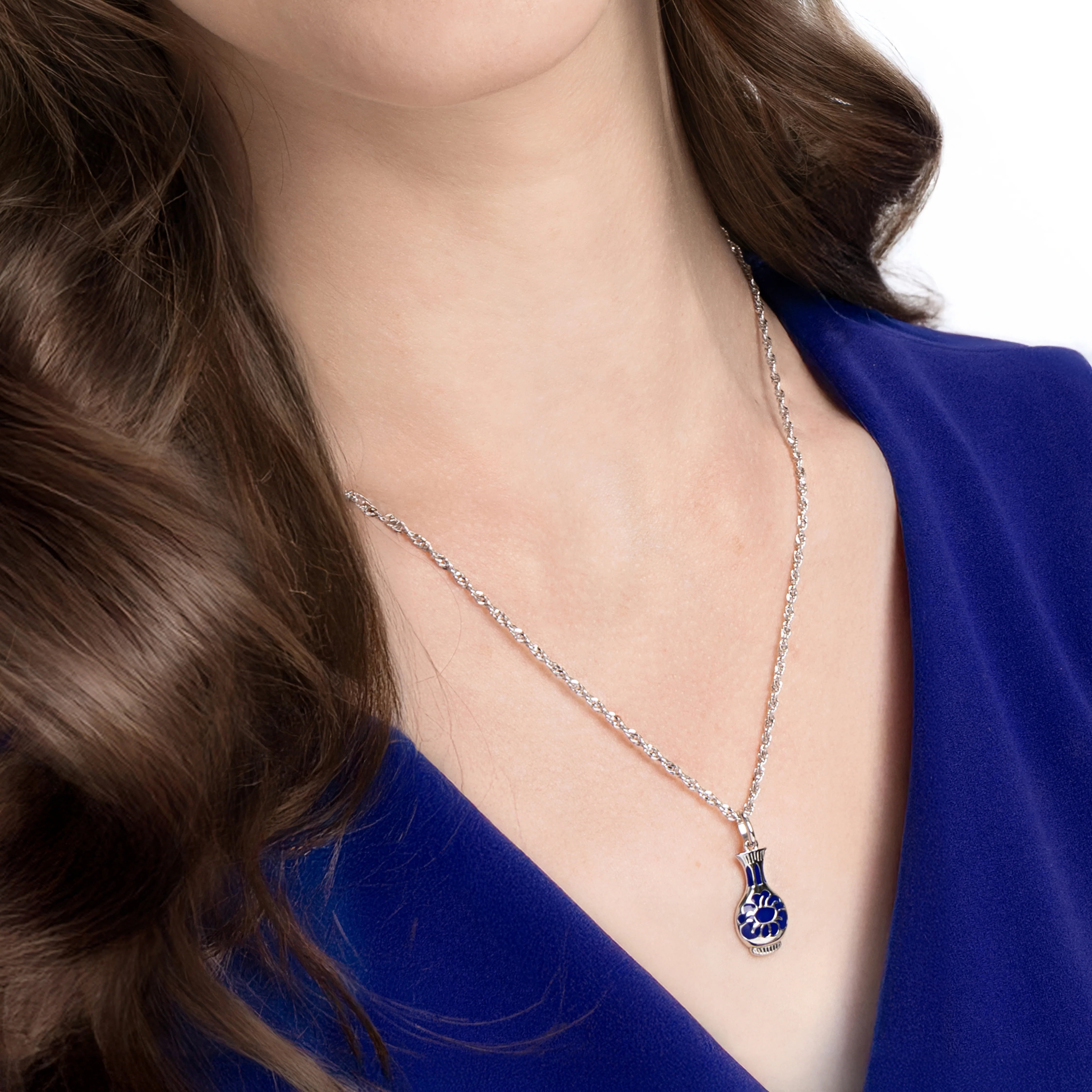 Porcelain Grace Charm Silver - Image 4