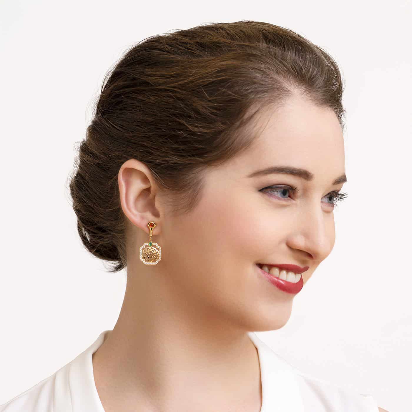 Tang Flower Dangle Earrings - Image 3