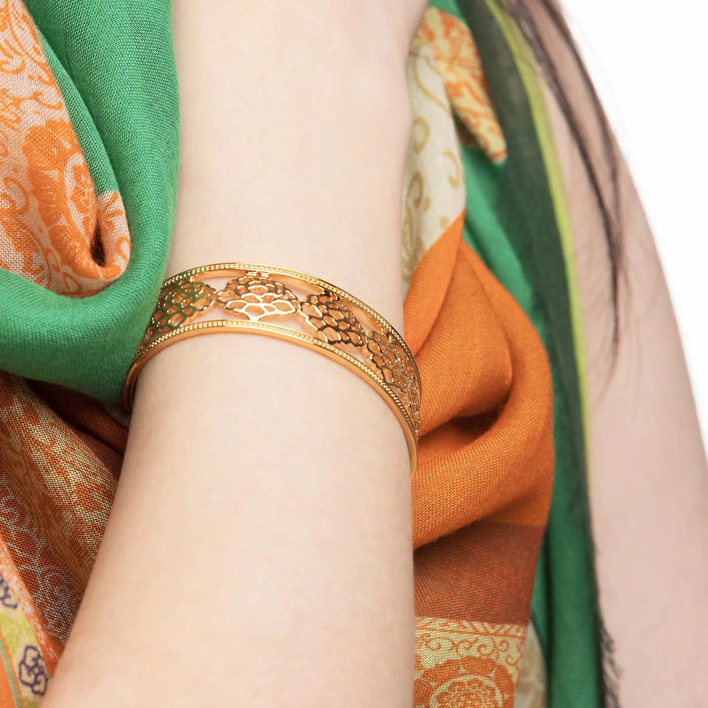 Tang Flower Bracelet Cuff - Image 4