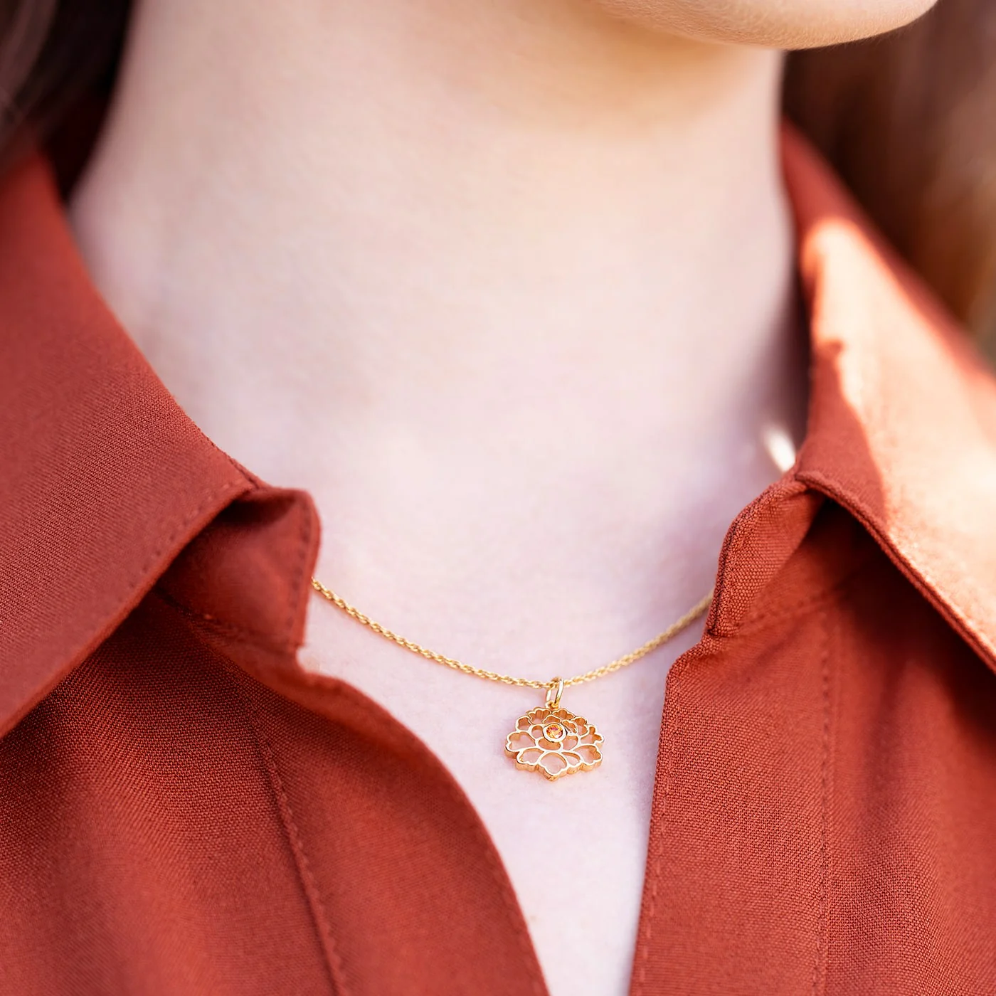 Tang Flower Charm - Gold - Image 3