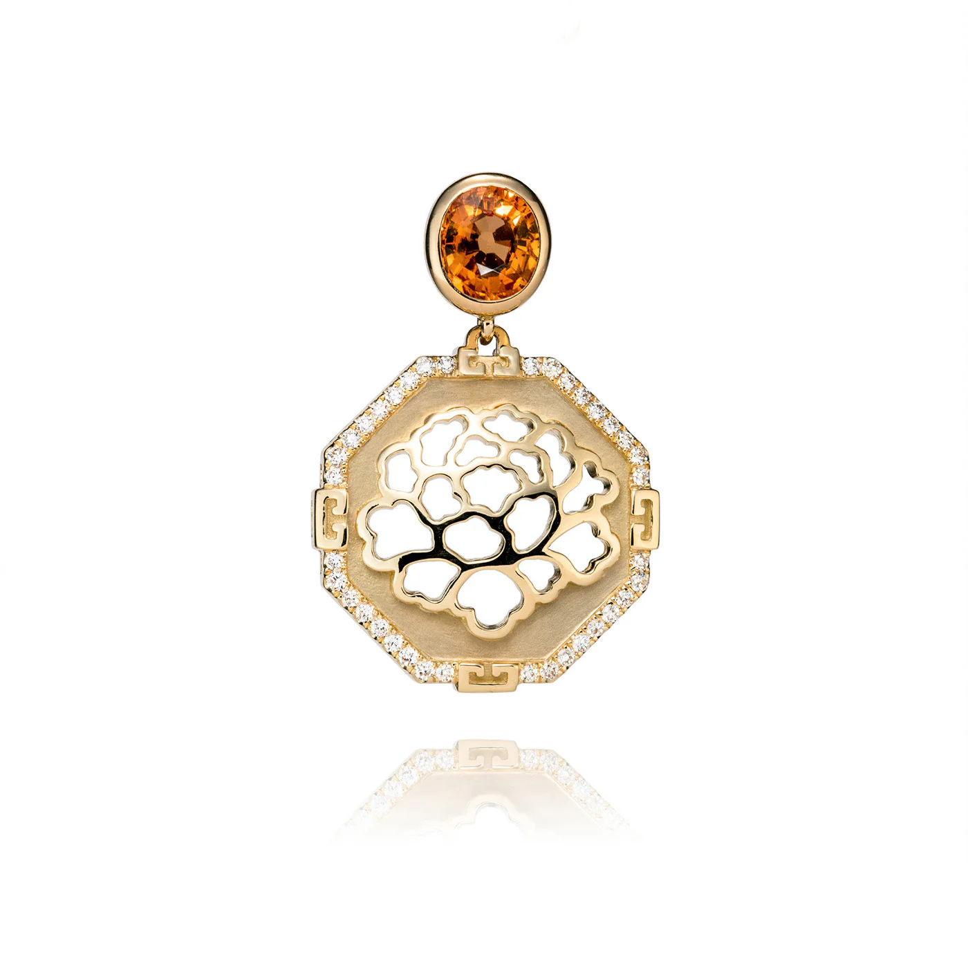 The Tang Elegance Pendant 18kt Yellow Gold with Spessartite Garnet