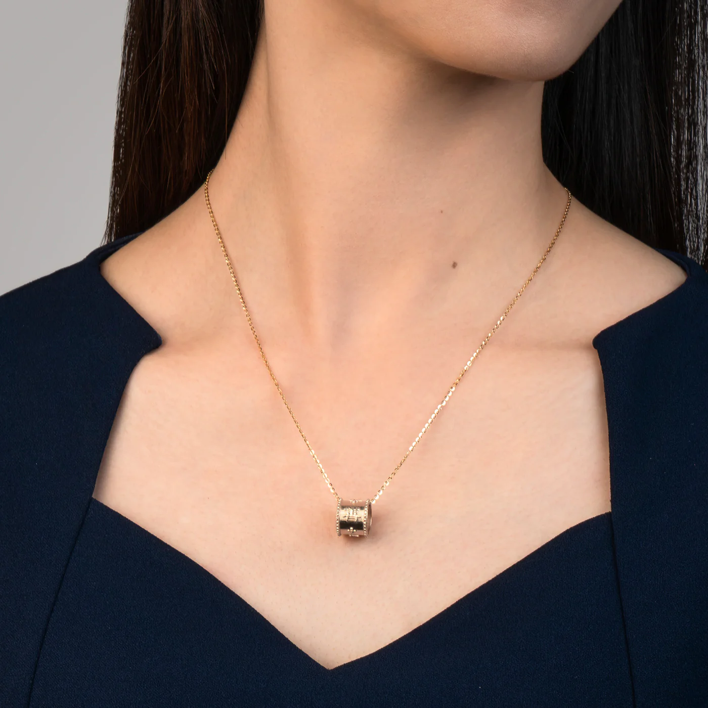 Zhen Shan Ren Eternity Necklace 14kt Yellow Gold - Image 3