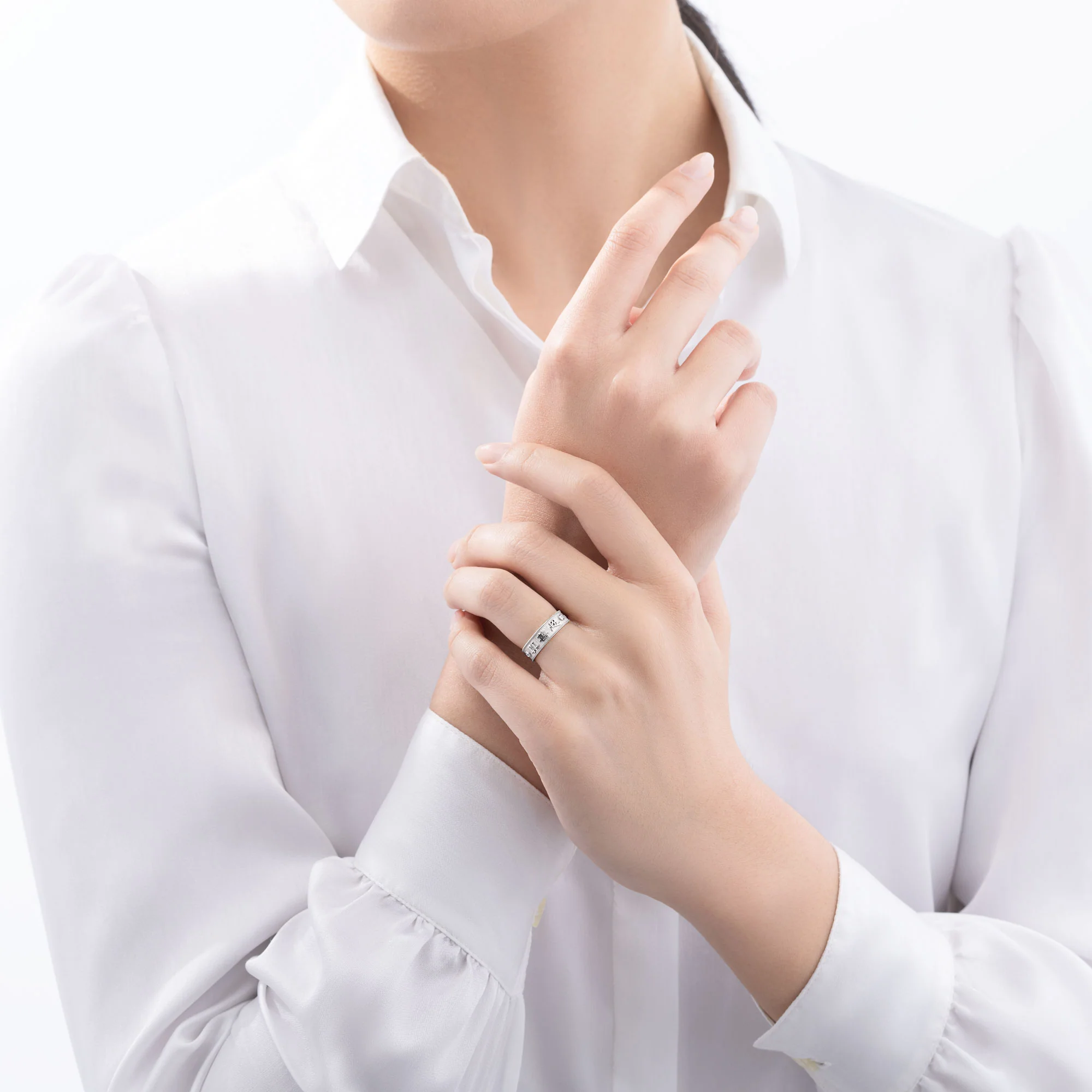Zhen Shan Ren Timeless Elegance Ring Sterling Silver, 5mm wide - Image 2